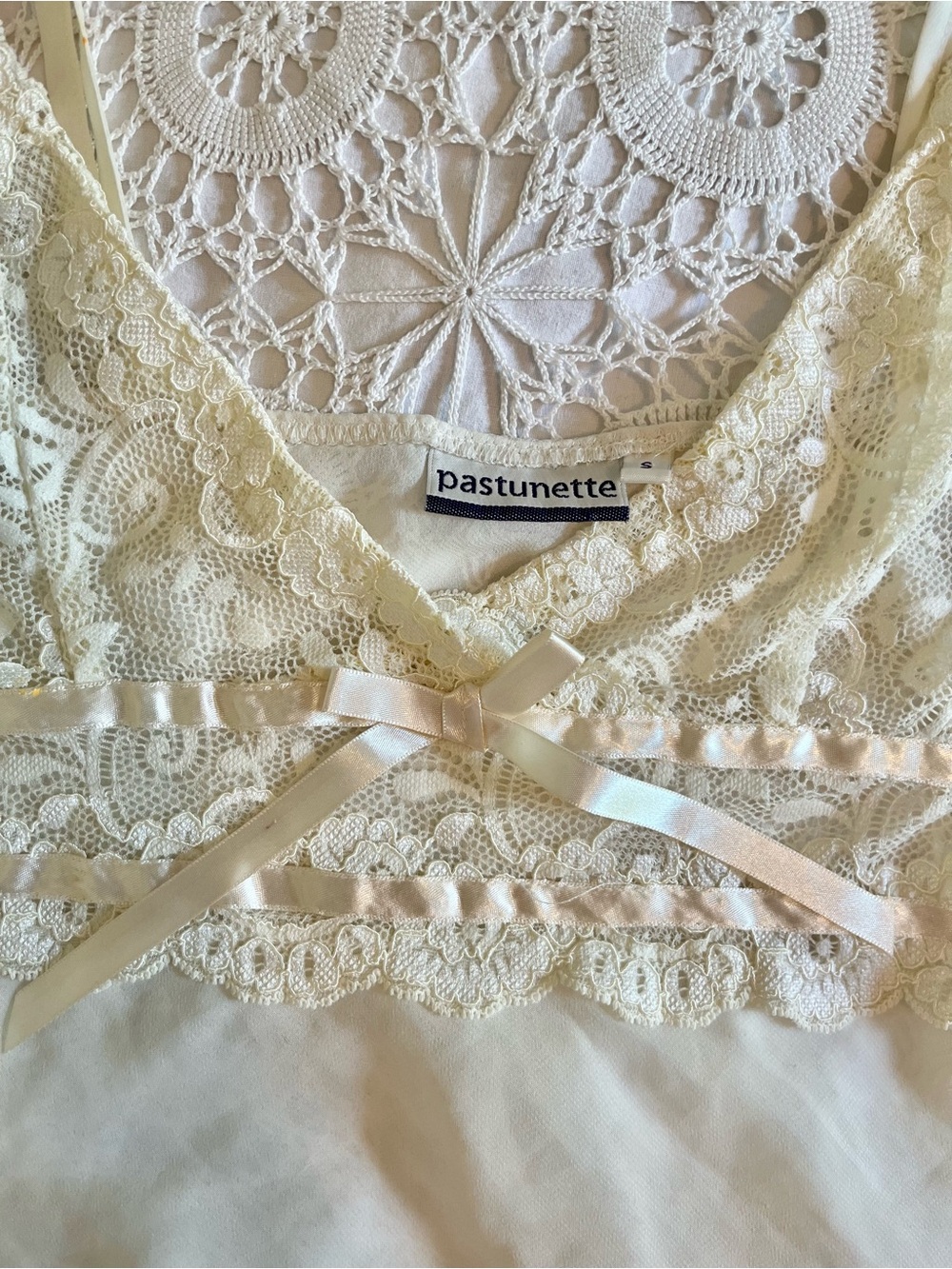 Y2k vintage babydoll sheer lace tank top - Picture 2 of 9